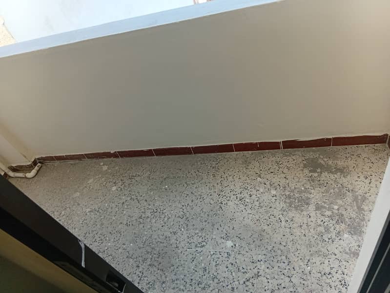 HOT OFFER 2BhK AVAILABLE FAMILY BUILDING 29000