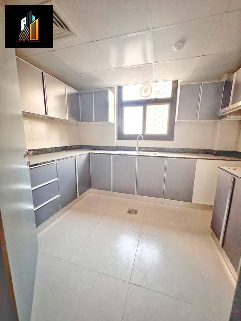 ABU SHAGARA 2BHK APPARMENT NEAR BY PARK NEW BUILDING GOOD OFFER RENT ONLY 46K