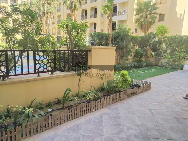 Luxury Private Garden 2BR apartment in Al Mamzar