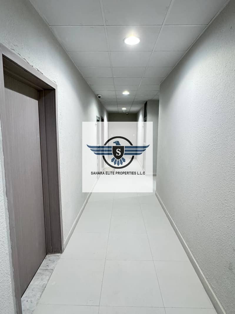 Best Offer 1_Bhk Apartment with 1 washroom !! For Family !!Opposite to Ansar Mall !! JUST IN 36k Call Moiz