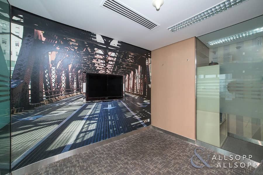 Furnished | High Floor | Close To Metro
