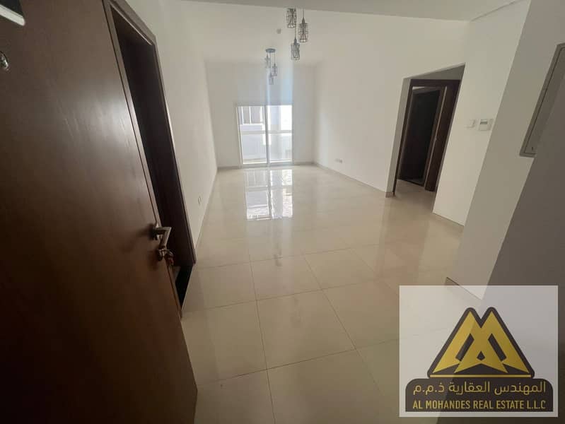 1-Bedroom Apartment with Living Room for Annual Rent in Al Nuaimiya 1 – Master Bedroom, 2 Bathrooms, Spacious Balcony, Central AC, Large Area