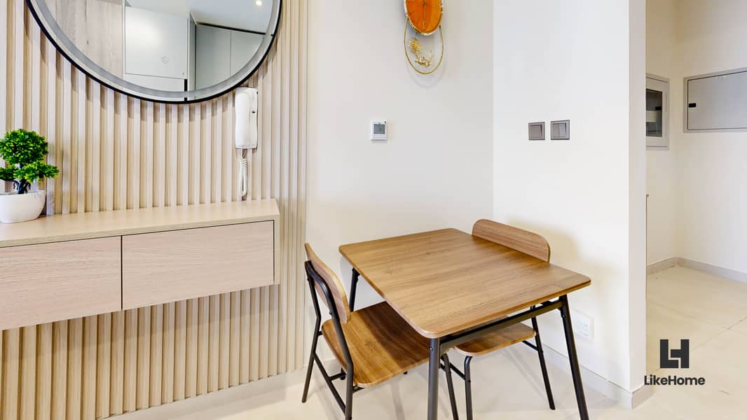 7 6-Amal-Tower-1006-Dining-Room. jpg
