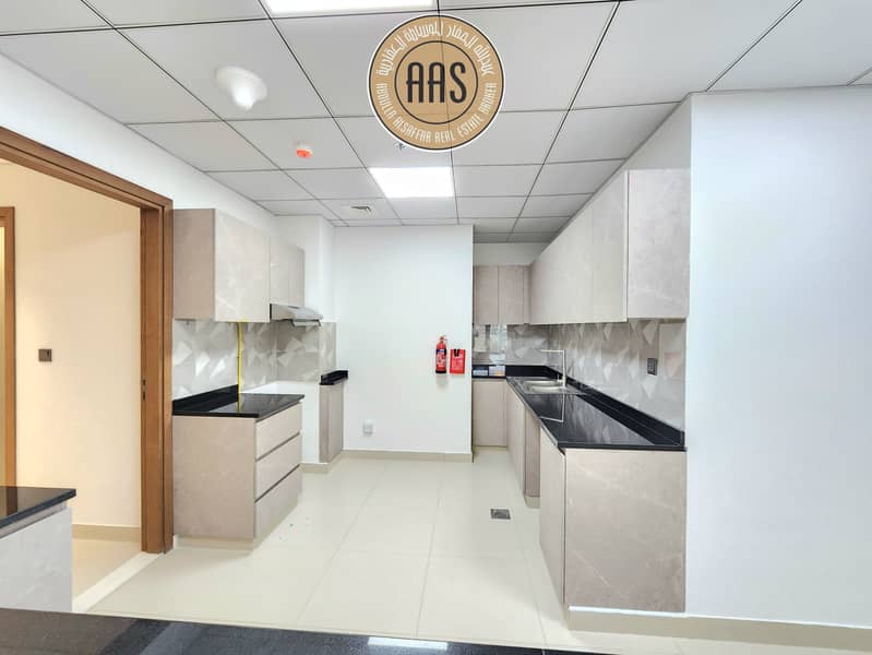 LUXURY 3BR WITH MAIDS | RENT ONLY 150K | FAMILY BUILDING | LAST UNIT ...