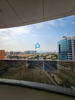 استوديو بالطابق العلوي | برج MM 2 | شرفة