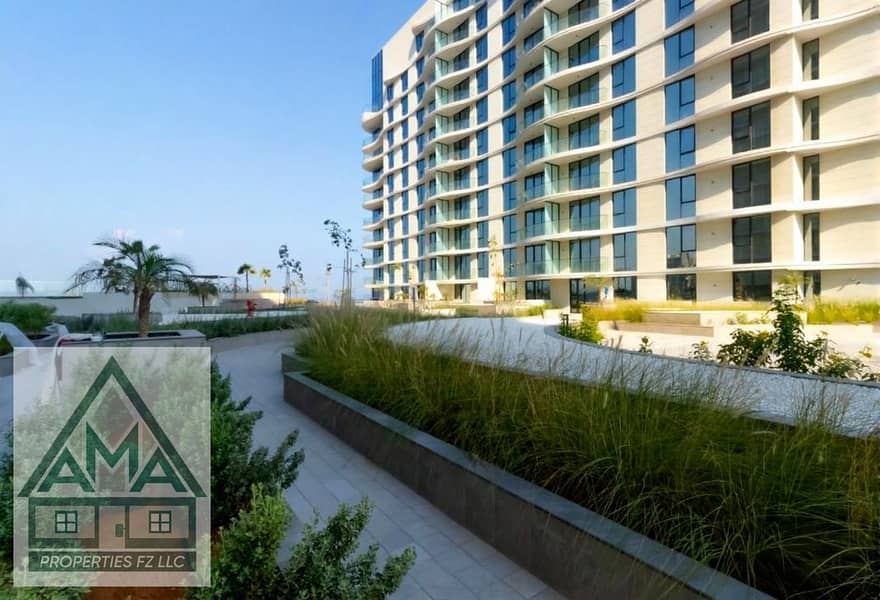 10 Bay Residence (2). jpeg