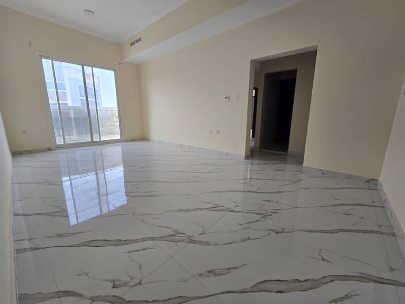 Brand new apartment, second occupancy, in Al-Muwayhat, behind the academy. Central air conditioning. Central gas. Free maintenance. Beautiful building