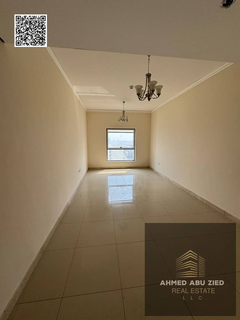 &Luxury 3bhk-maid room-laundry room-5 bathroom-prime location in Al nuaimiya 1 ajman -prime location near to all services and exits of dubaisharjah .
