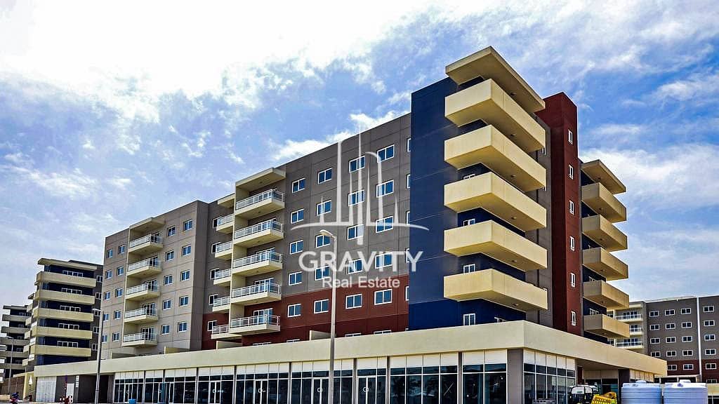 Luxurious 3BR in Al Reef w/ balcony and Near Retail Area Luxurious 3BR in Al Reef w/ balcony and Near Retail Area