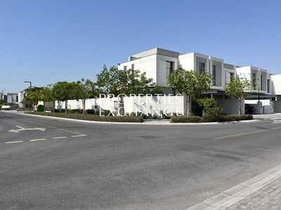 4 Camere Villa in Vendita a Al Furjan, Dubai - 2. png