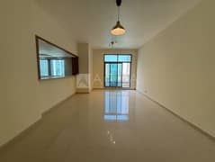 High Floor | Boulevard and Fountain View | Vacant