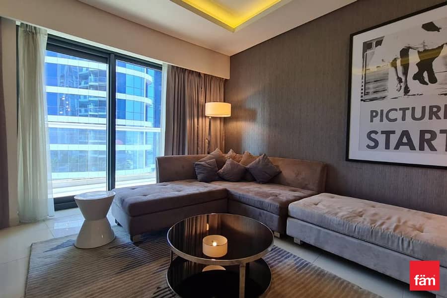 Pool View | Furnished | Vacant Pool View | Furnished | Vacant