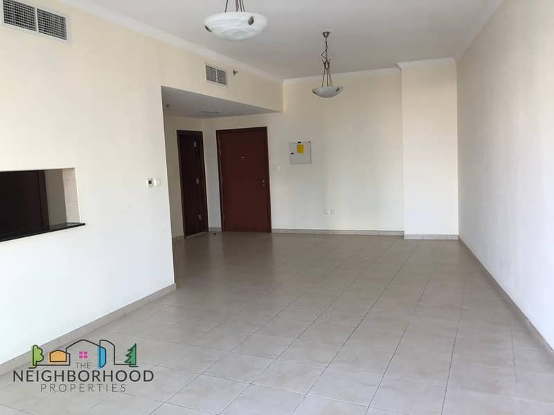 Well Maintained 2 bed|With Balcony|Burj Al Nujoom