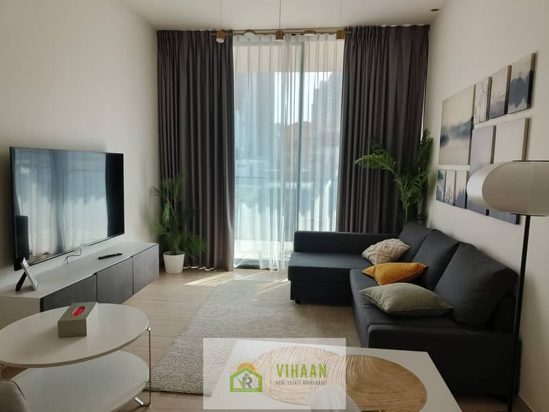 Stylish 2 BR | Prime Location | Smart Home | Vacant