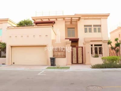 BEST DEAL !! Move in Now! Spacious and Cozy Villa BEST DEAL !! Move in Now! Spacious and Cozy Villa