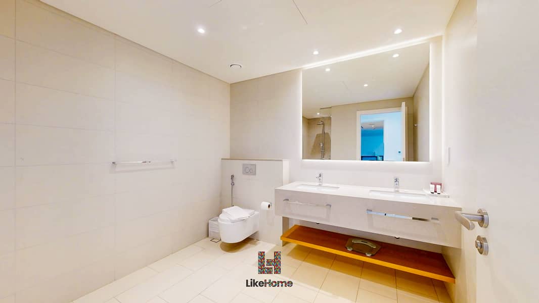 7 5-JBR-La-Vie-608-02162026_205123 (4). jpg