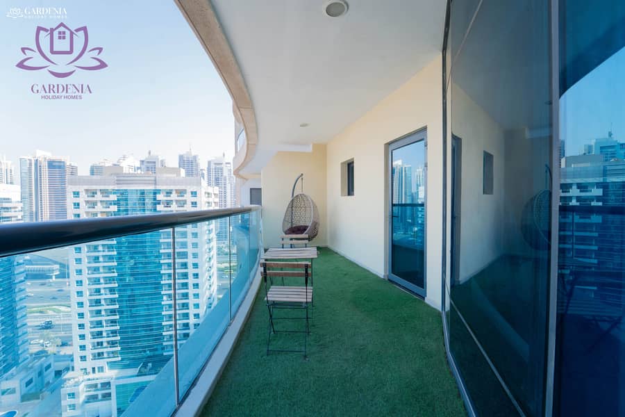 8 Balcony 2. jpg