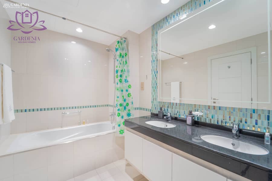 10 Bath 1 2. jpg