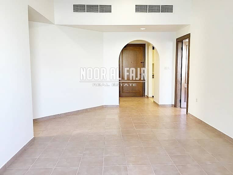 Beautiful 2 bedroom 1month free no commission in Ghoroob