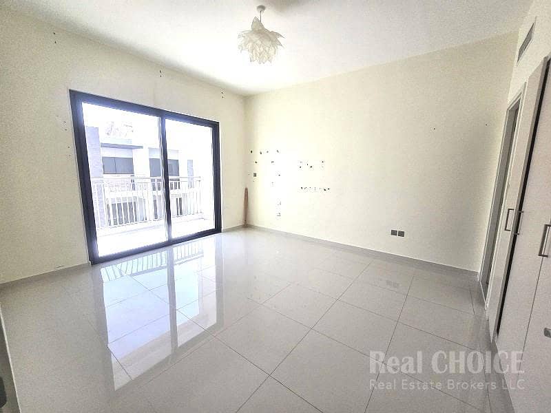 R2M1 I Vacant and Ready to Move I Vastu R2M1 I Vacant and Ready to Move I Vastu