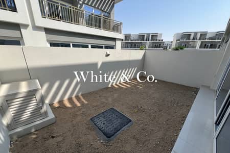 3 Slaapkamers Townhouse te Huur in DAMAC Hills 2 (Akoya by DAMAC), Dubai - Rijwoning in DAMAC Hills 2 (Akoya by DAMAC),Camelia, 3 slaapkamers, 100000 AED - 14575774 3 Slaapkamers Townhouse te Huur in DAMAC Hills 2 (Akoya by DAMAC), Dubai - Rijwoning in DAMAC Hills 2 (Akoya by DAMAC),Camelia, 3 slaapkamers, 100000 AED - 14575774