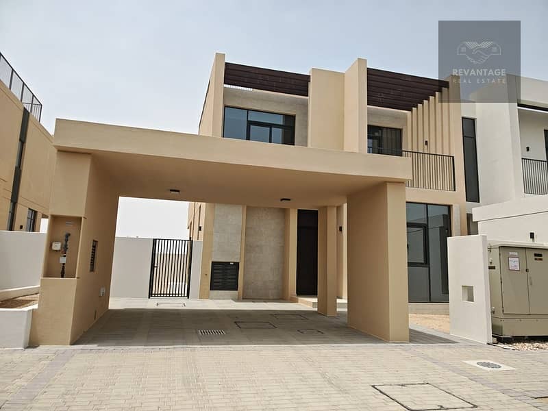 High ROI | Premium End Unit | 4 BR + Maid | Rented High ROI | Premium End Unit | 4 BR + Maid | Rented