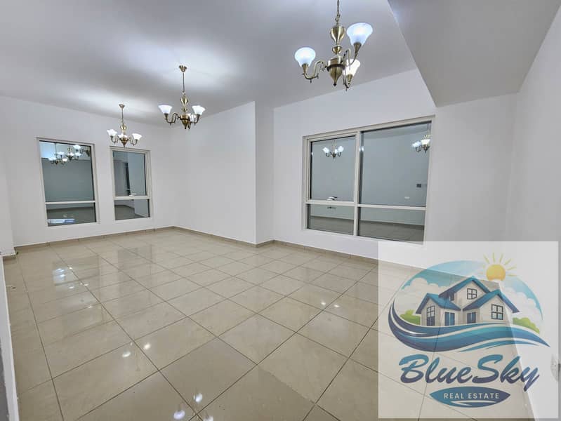 Luxury apartment 2bhk with balcony close hall just close to king faisal road