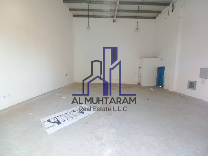 Spacious Warehouse for rent in al Sajja - View 3