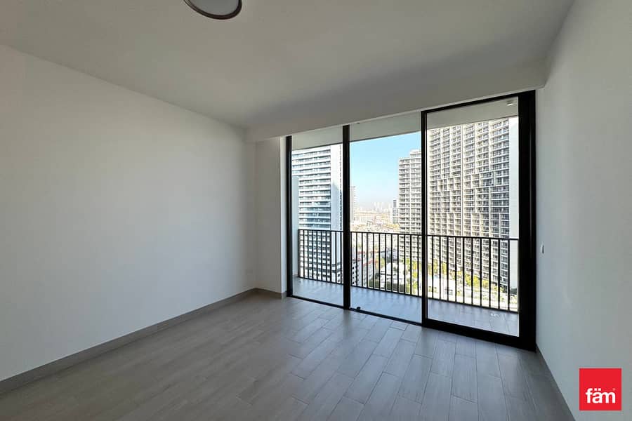 High Floor | Brand New | Facing Park High Floor | Brand New | Facing Park