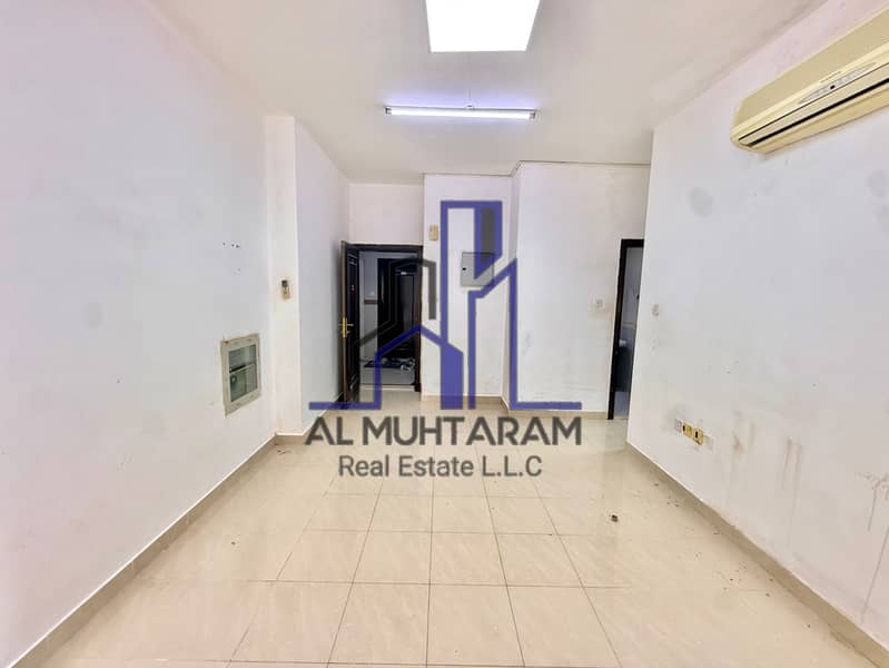 Spacious 1 Bedroom Apartment For Rent Ready To Move in Muwalieh