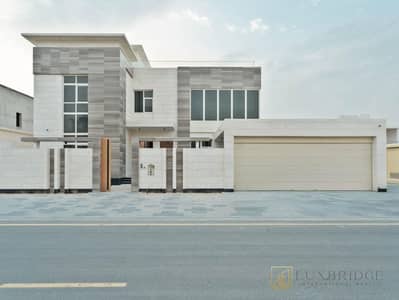 5 Bedroom Villa for Sale in Nad Al Sheba, Dubai - Exclusive | Luxurious Living | Brand New