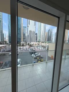 WELL CONNECTIVITY | BOUTIQUE OFFICE LAYOUT | RENTAL OFFICE