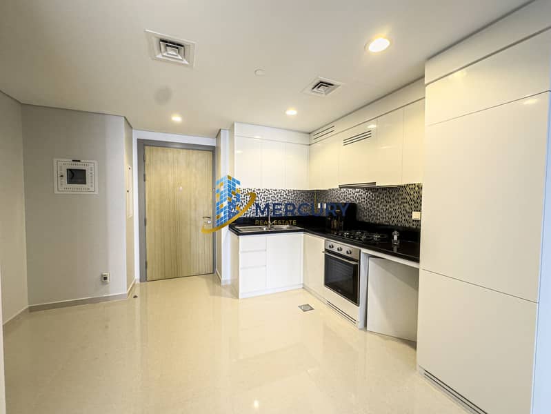 Convenient layout - Luxury - Prime Location