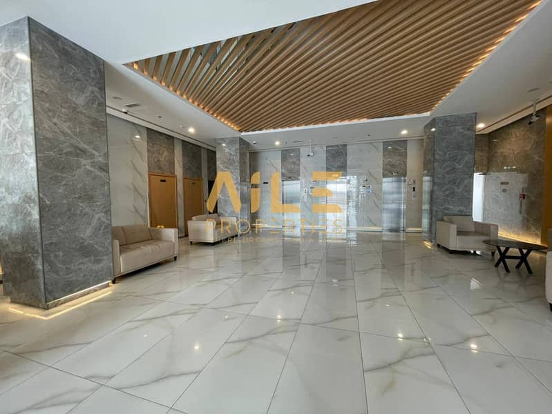 Big Layout / Park facing / Ready to Move