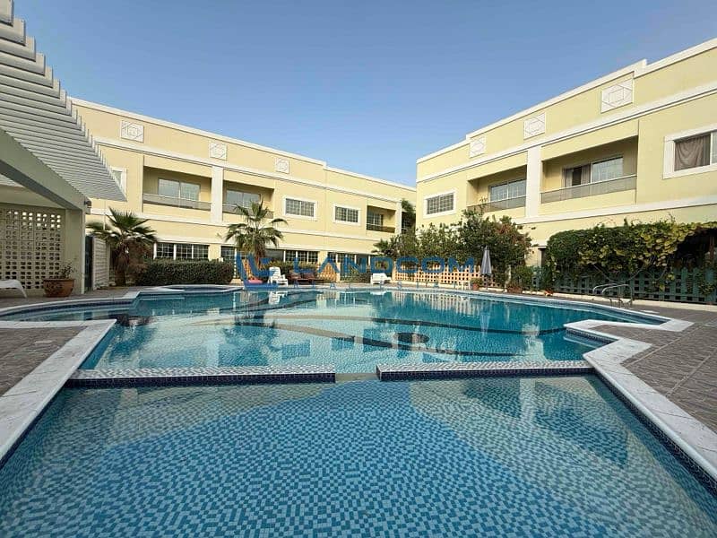 Villa in Jumeirah > Jumeirah 1