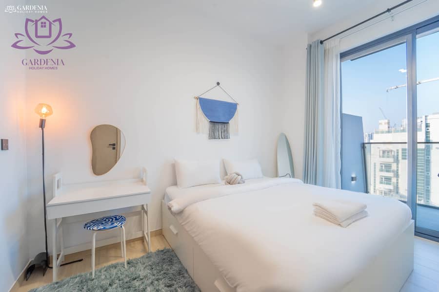 8 Bed 1 2. jpg