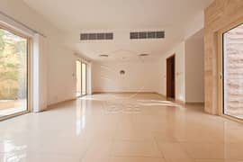 فیلا في لحوية،حدائق الراحة 5 غرف 220000 درهم - 14581140