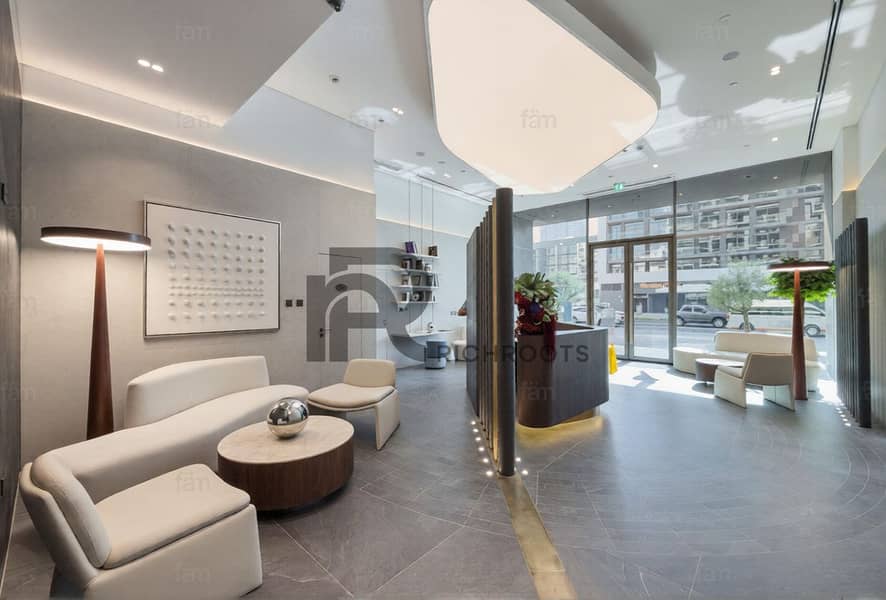 GREAT LOCATION * TOP AMENITIES * READY TO MOVE