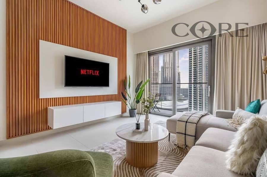 Luxury 1BR | Fully Furnished | Prime Downtown Location