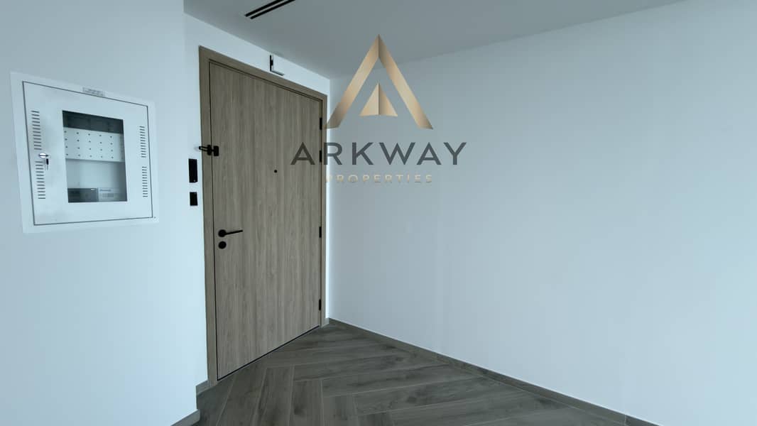15 entrance door. png