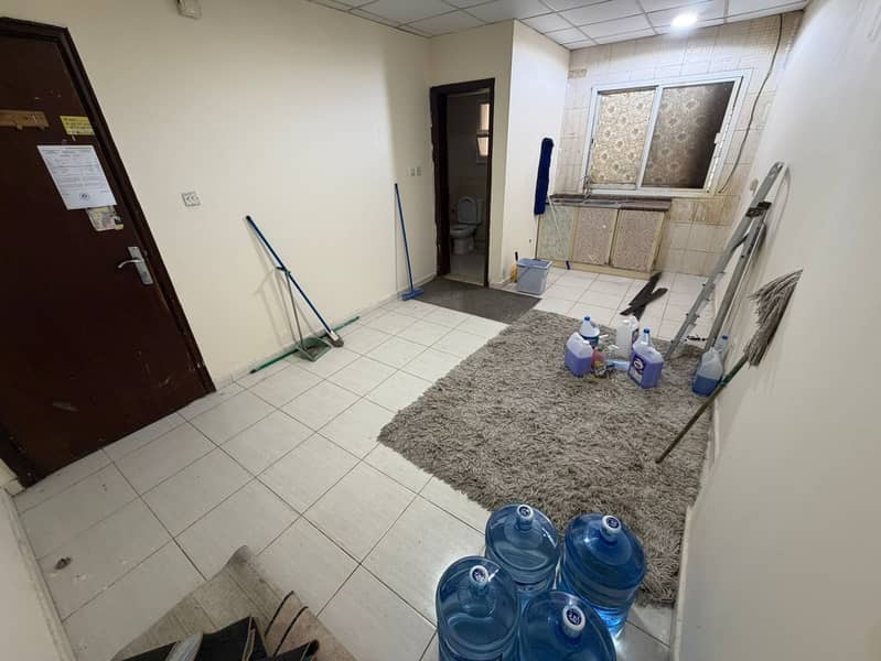 No Contract Attestation! Ground Floor Studio (Bills Included) in Al Rashidiya 3 – AED 24,000