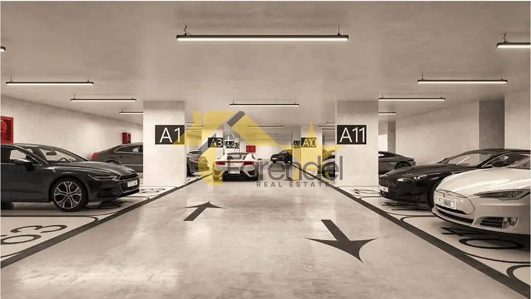 8 AUM 99 PARKING. jpg
