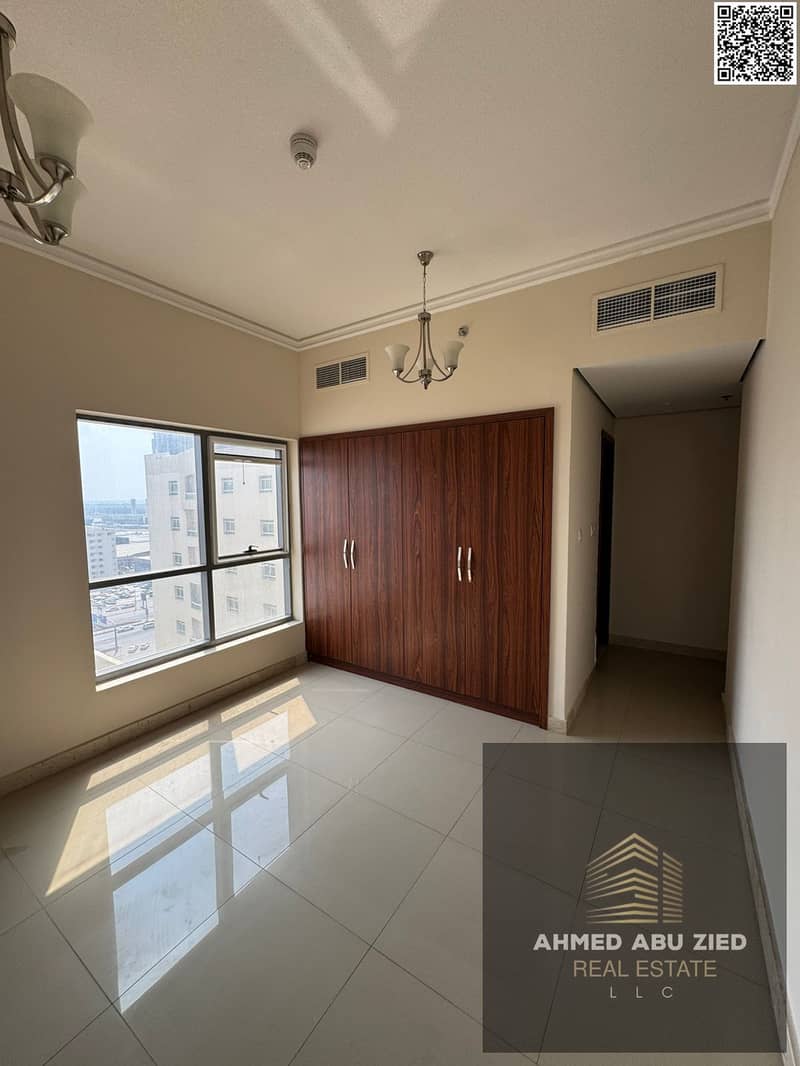 Flexible payment options | Close to Dubai-Sharjah exit | Security deposit required | Laundry room and maid's room