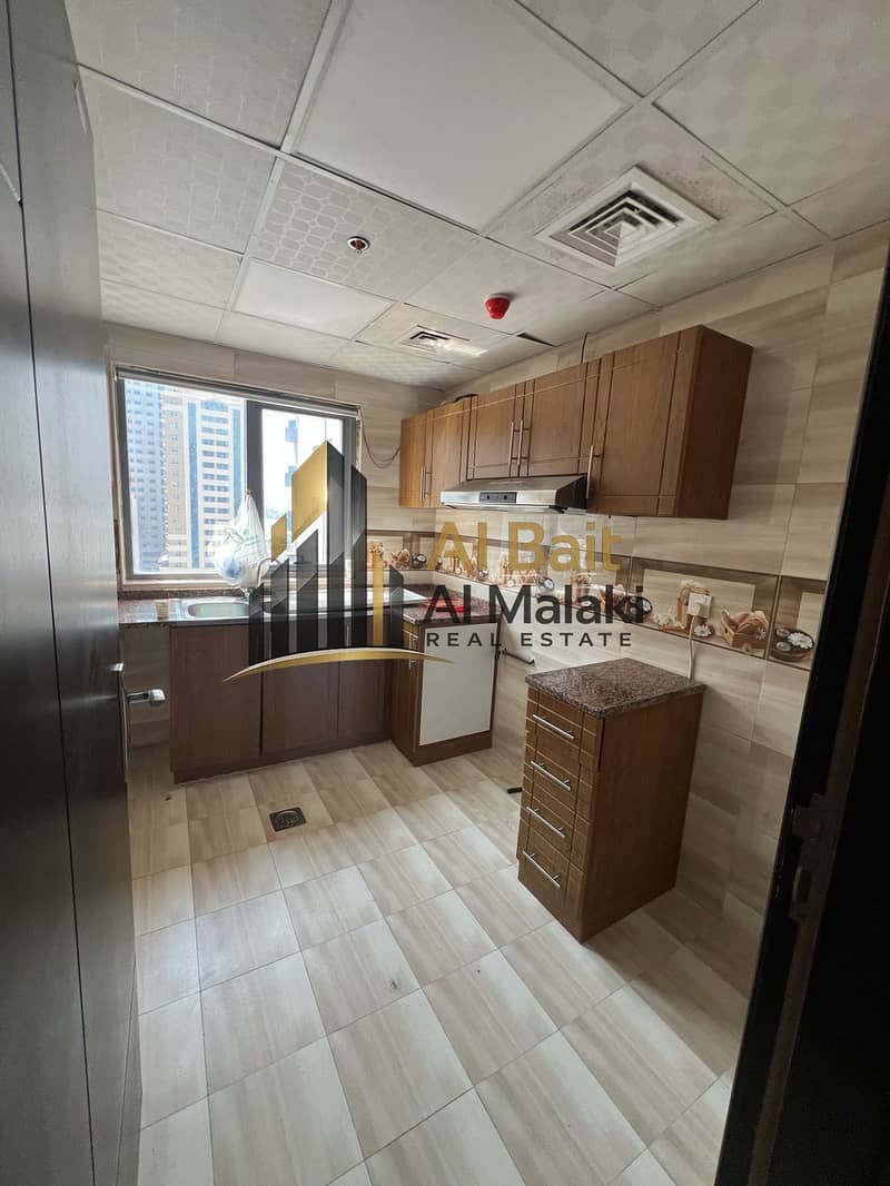 Peaceful Living: 1 Bedroom Apartment with Parking Near All Services