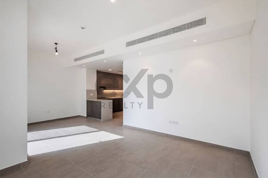 Internal | Near Pool | Vacant September Internal | Near Pool | Vacant September