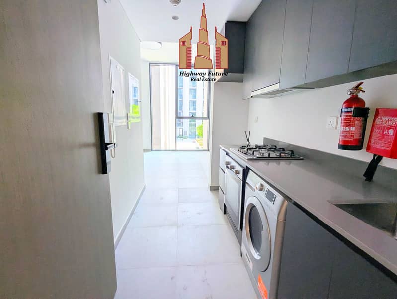 Spacious Studio || Ready To Move || Pool & Gym