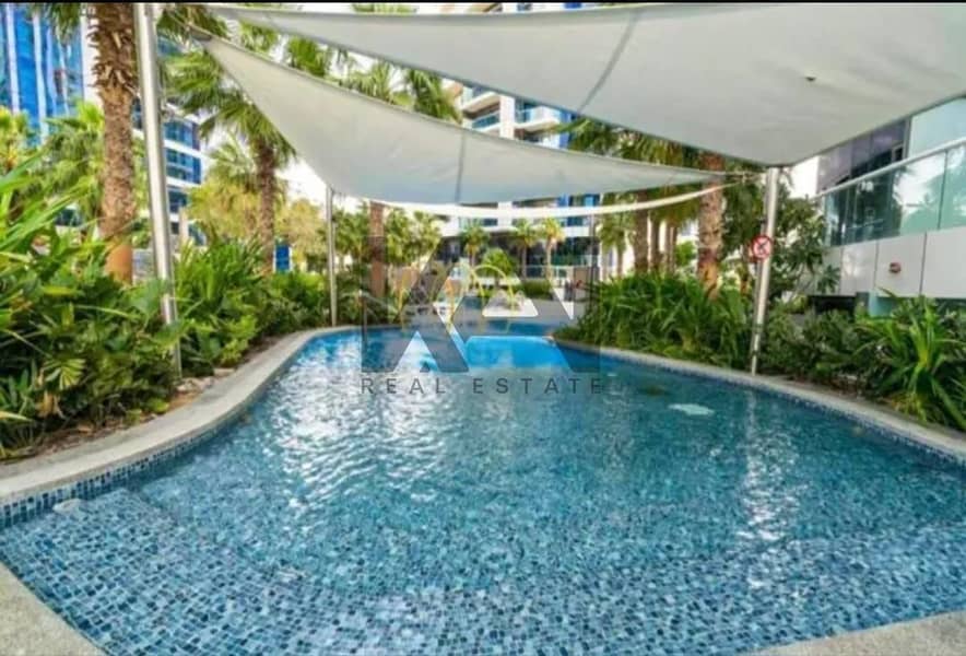 10 10. jpeg