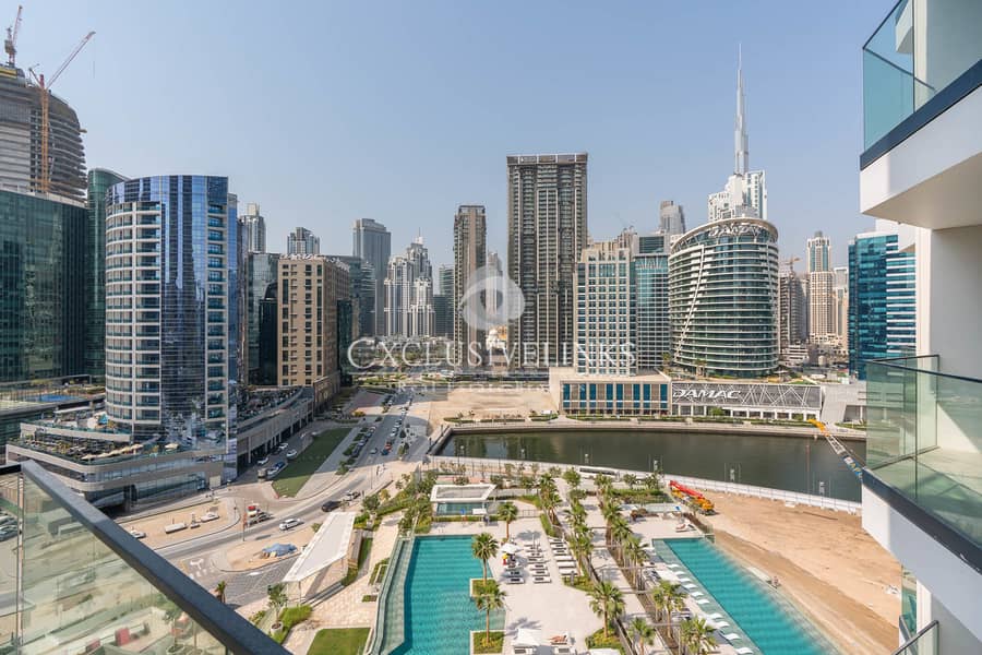 Managed | Furnished | Burj Khalifa View | Vacant