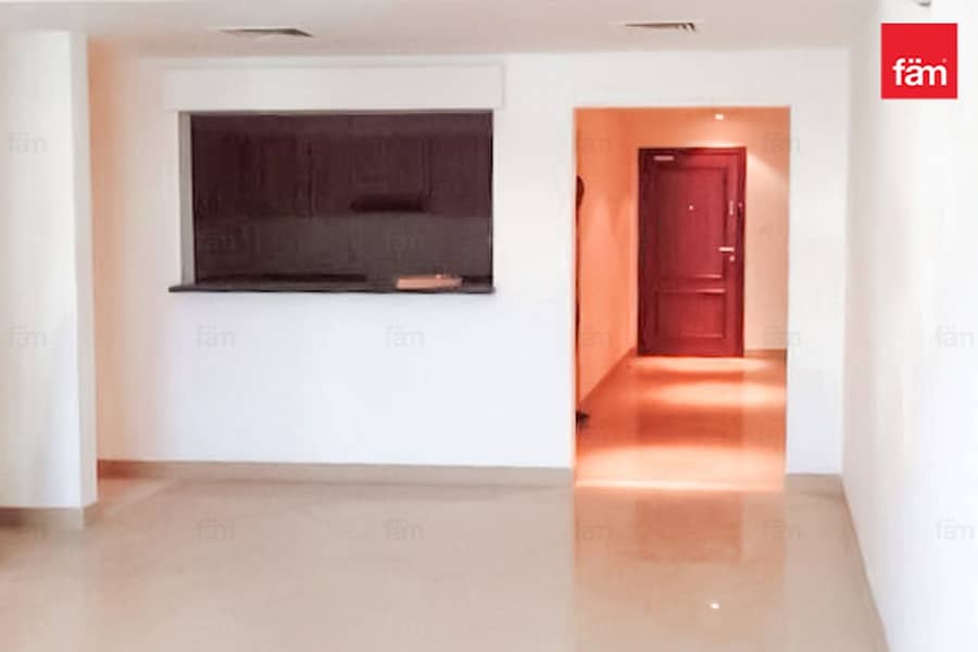 Canal View | Spacious | Move in Ready