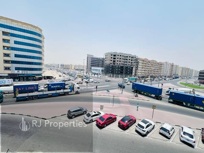 Prime location - 2 BR apartment - Maliha Street - building Parking - Easy Access For Dubai
